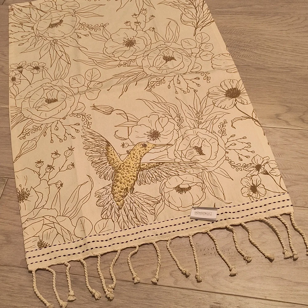 Humming Bird Hand Towel